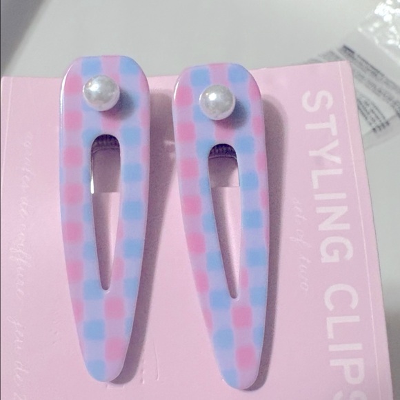 NWT Anthropologie Gingham Hair Styling Clips, Set of 2 - Picture 3 of 7